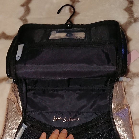 VS Hello Bombshell Travel cosmetic case & pouch - Picture 4 of 6